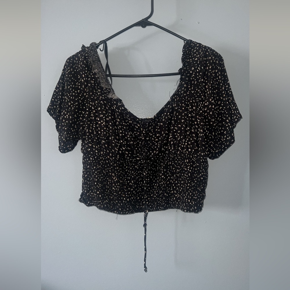 Sim & Sam cropped shirt